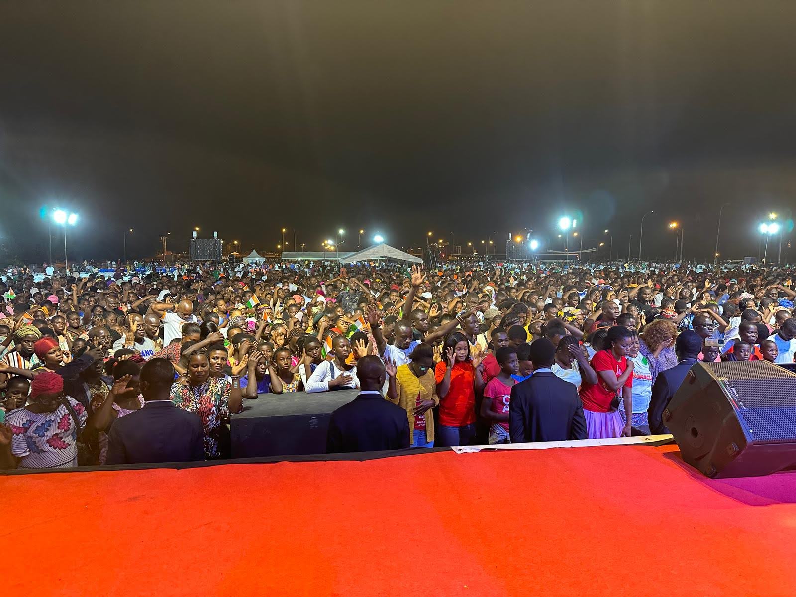 Africa stage crowd